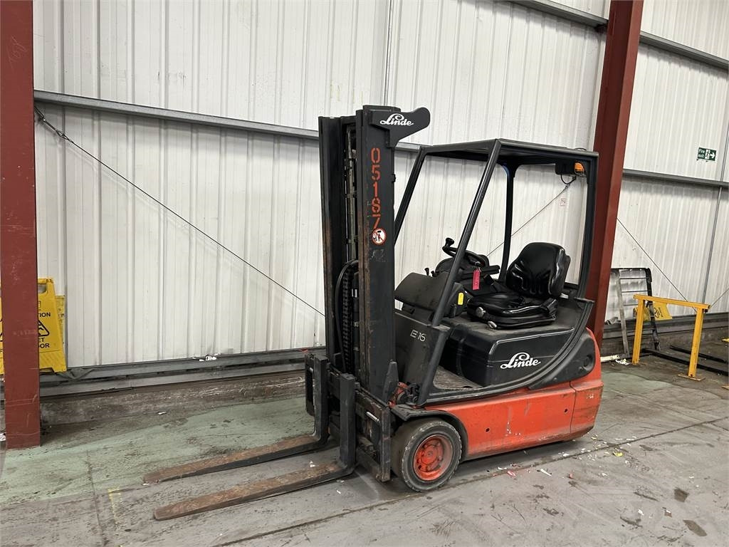 Linde E16C-02 - رافعة شوكية كهربائية: صور 2 Linde E16C-02 - رافعة شوكية كهربائية: صور 2