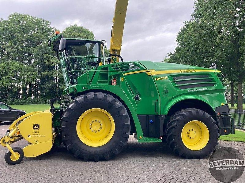 John Deere 8400 - الآلات والماكينات الزراعية: صور 3 John Deere 8400 - الآلات والماكينات الزراعية: صور 3
