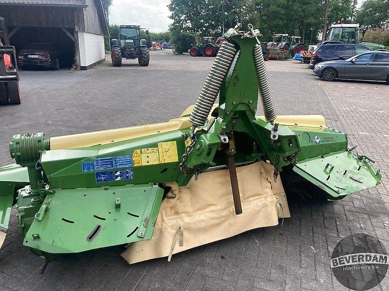 Krone Easy Cut B 1000 CV - EC F 320 CV - جزازة: صور 4 Krone Easy Cut B 1000 CV - EC F 320 CV - جزازة: صور 4