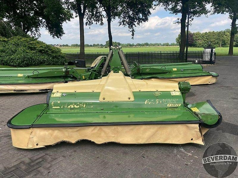 Krone Easy Cut B 1000 CV - EC F 320 CV - جزازة: صور 2 Krone Easy Cut B 1000 CV - EC F 320 CV - جزازة: صور 2