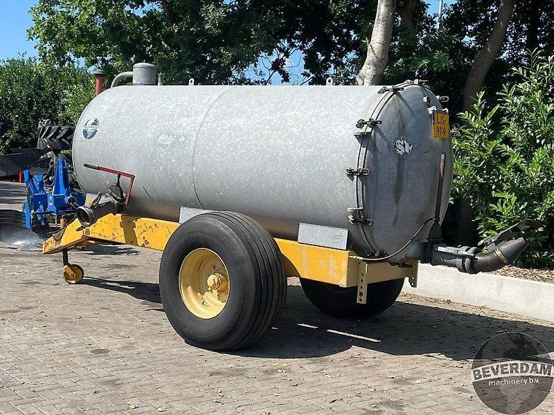 Schuitemaker 6800l watertank - صهريج السماد السائل: صور 5 Schuitemaker 6800l watertank - صهريج السماد السائل: صور 5