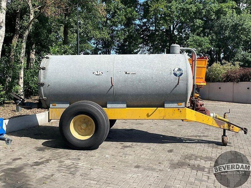 Schuitemaker 6800l watertank - صهريج السماد السائل: صور 2 Schuitemaker 6800l watertank - صهريج السماد السائل: صور 2