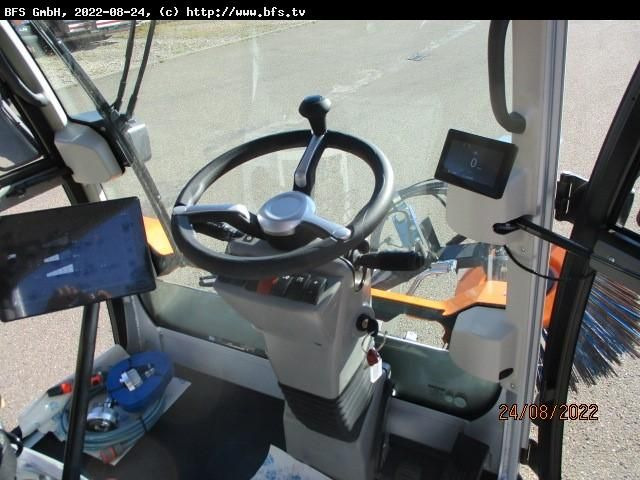 CityCat 2020 XL CityCat V20 mit 3 Besensystem - سياره كنس شوارع: صور 4 CityCat 2020 XL CityCat V20 mit 3 Besensystem - سياره كنس شوارع: صور 4