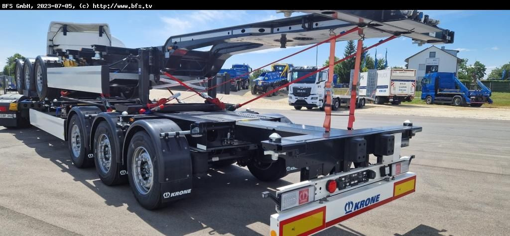 Krone Sattelauflieger Container Chassi SDC 27 eLTU5-2 - شاحنات الحاويات / جسم علوي قابل للتغيير نصف مقطورة: صور 3 Krone Sattelauflieger Container Chassi SDC 27 eLTU5-2 - شاحنات الحاويات / جسم علوي قابل للتغيير نصف مقطورة: صور 3