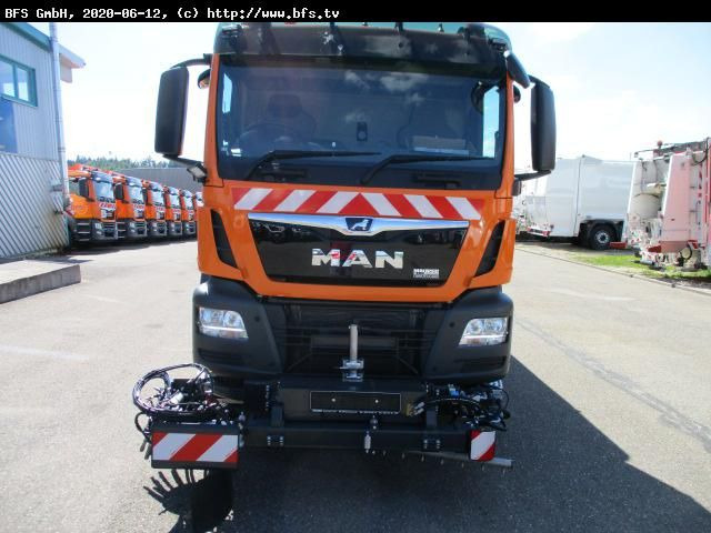 MAN TGS 18.400 4X2 BL Bucher OF 8000 RS Drehjet beid - سياره كنس شوارع: صور 2 MAN TGS 18.400 4X2 BL Bucher OF 8000 RS Drehjet beid - سياره كنس شوارع: صور 2