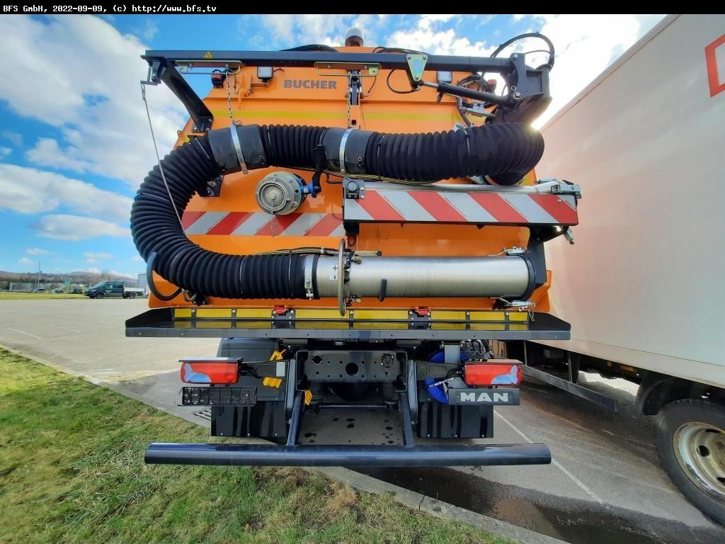 MAN TGS 18.420 4X2 BL Bucher OF 8000 TWIN beidseitig - سياره كنس شوارع: صور 3 MAN TGS 18.420 4X2 BL Bucher OF 8000 TWIN beidseitig - سياره كنس شوارع: صور 3