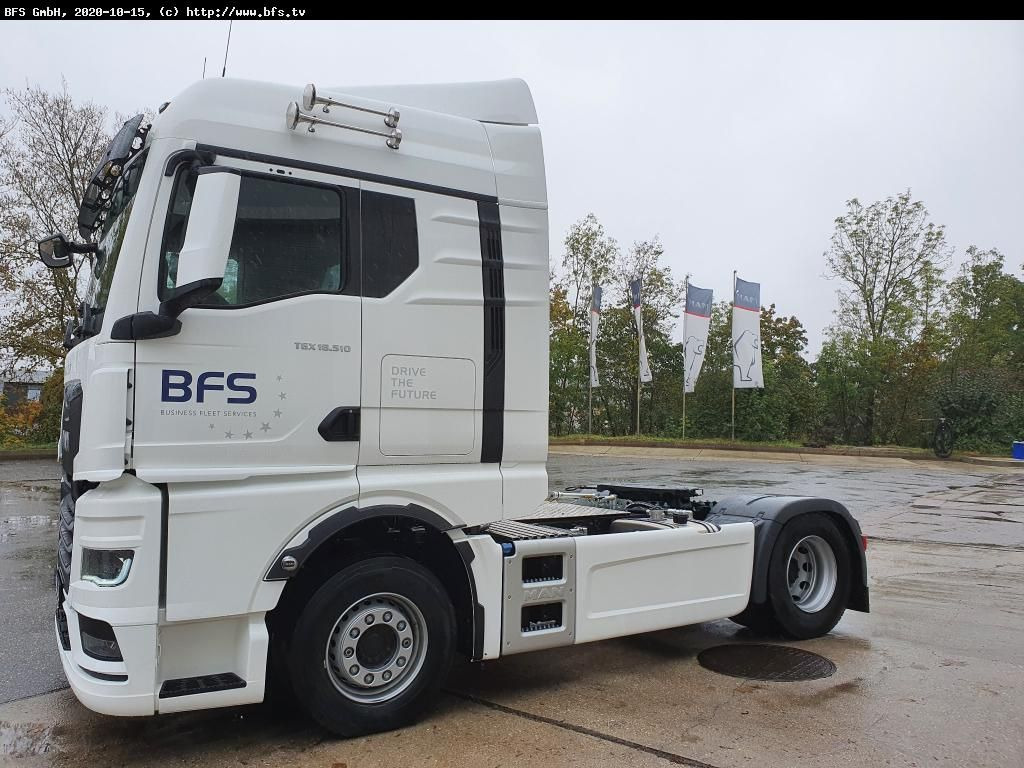 MAN TGX 18.510 4x2 BL SA TG3 - SZM - 2-Kreis Kipphyd - شاحنة جرار: صور 2 MAN TGX 18.510 4x2 BL SA TG3 - SZM - 2-Kreis Kipphyd - شاحنة جرار: صور 2