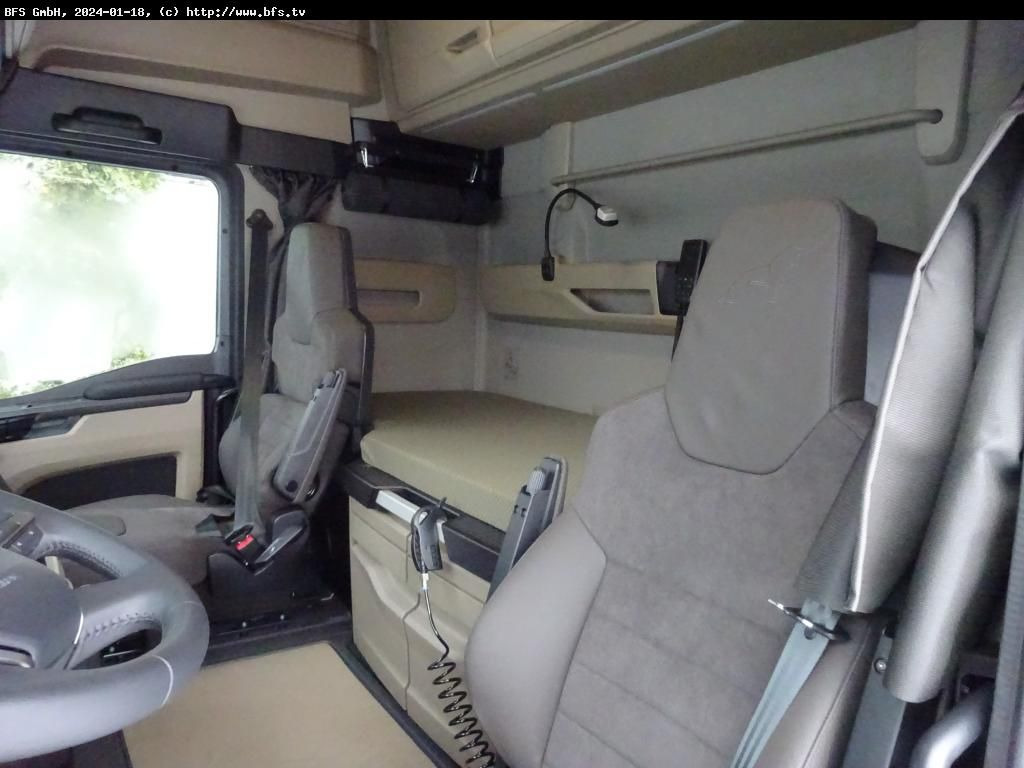 MAN TGX (TG3) 18.640 4x2 LL SA D38, Spiegellos MAN TGX (TG3) 18.640 4x2 LL SA D38, Spiegellos - شاحنة جرار: صور 3 MAN TGX (TG3) 18.640 4x2 LL SA D38, Spiegellos MAN TGX (TG3) 18.640 4x2 LL SA D38, Spiegellos - شاحنة جرار: صور 3