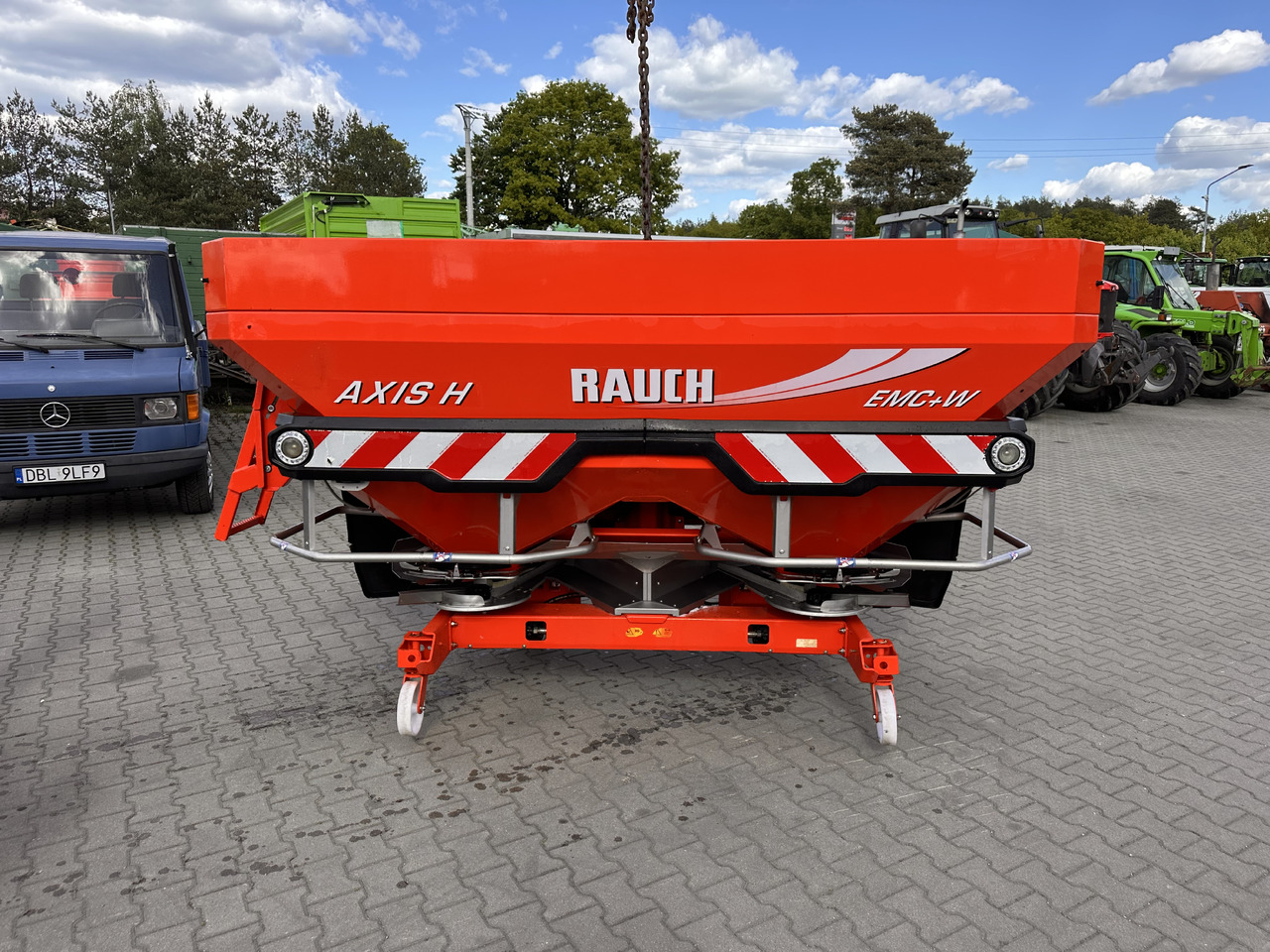 RAUCH AXIS-H 50.2 EMC+W VariSpread Dynamic GPS CCI 1200 IsoBus - آلة رش الأسمدة: صور 1 RAUCH AXIS-H 50.2 EMC+W VariSpread Dynamic GPS CCI 1200 IsoBus - آلة رش الأسمدة: صور 1