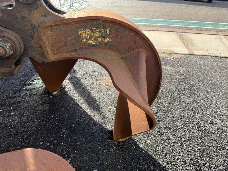 Caterpillar 950 liter 473-7067 - مخلبي - آلات البناء: صور 4 Caterpillar 950 liter 473-7067 - مخلبي - آلات البناء: صور 4