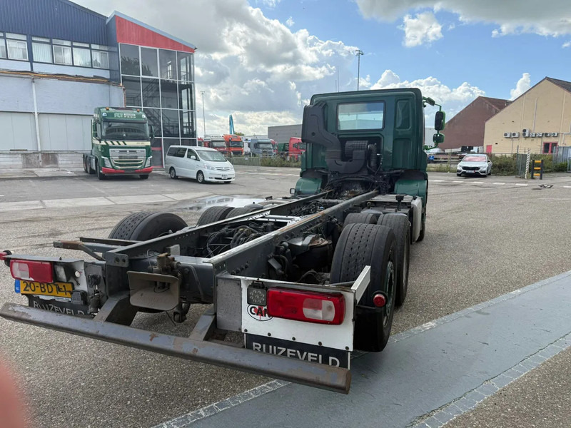 DAF CF 400 6X2 EURO 6 - ONLY 689.209 KM + STEERING AXLE - الشاسيه شاحنة: صور 3 DAF CF 400 6X2 EURO 6 - ONLY 689.209 KM + STEERING AXLE - الشاسيه شاحنة: صور 3