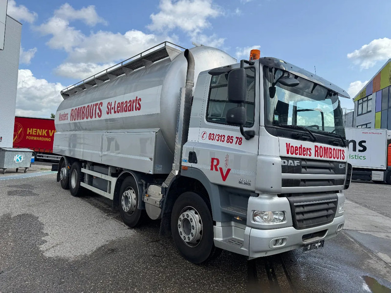 DAF CF 85.360 8X2 EURO 5 + TANK 32.700 LITER - LAMBRECHT - شاحنة صهريج: صور 3 DAF CF 85.360 8X2 EURO 5 + TANK 32.700 LITER - LAMBRECHT - شاحنة صهريج: صور 3