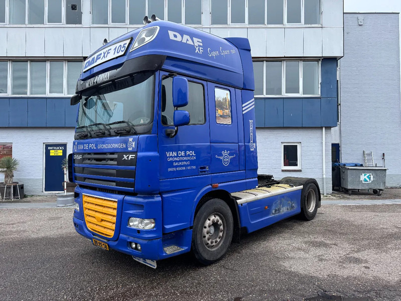 DAF XF 105.460 4X2 SKIRTS EURO 5 ONLY 770.446 KM HOLLAND TRUCK - شاحنة جرار: صور 1 DAF XF 105.460 4X2 SKIRTS EURO 5 ONLY 770.446 KM HOLLAND TRUCK - شاحنة جرار: صور 1