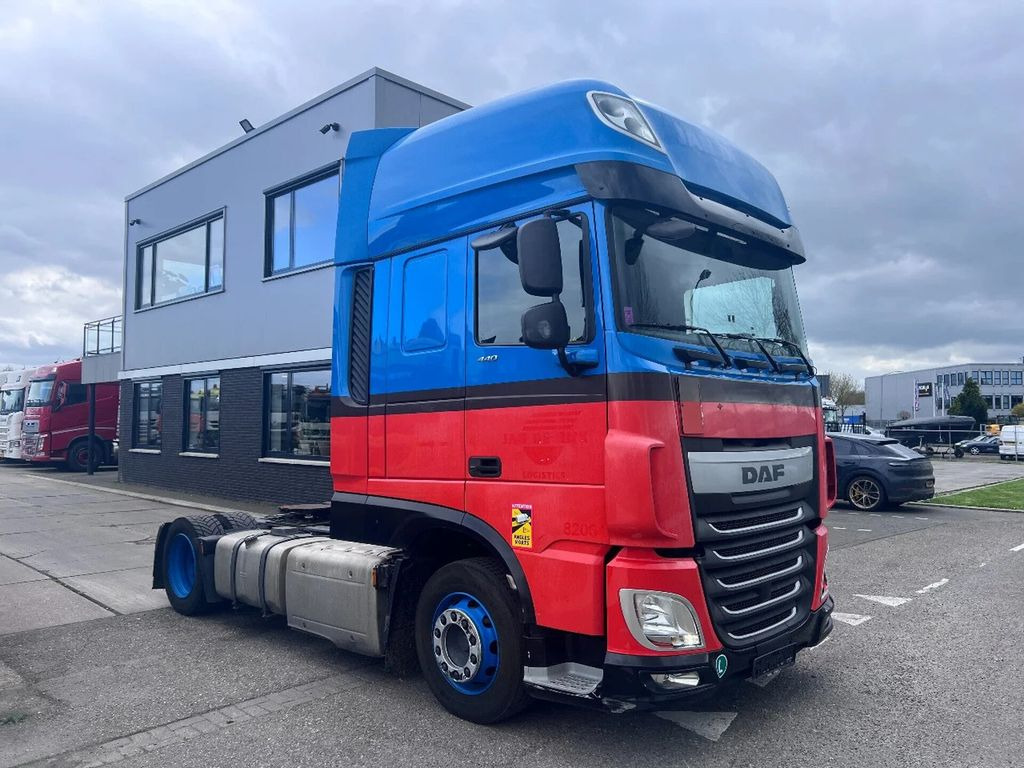 DAF XF 440 FT SSC 4X2 EURO 6 - شاحنة جرار: صور 3 DAF XF 440 FT SSC 4X2 EURO 6 - شاحنة جرار: صور 3