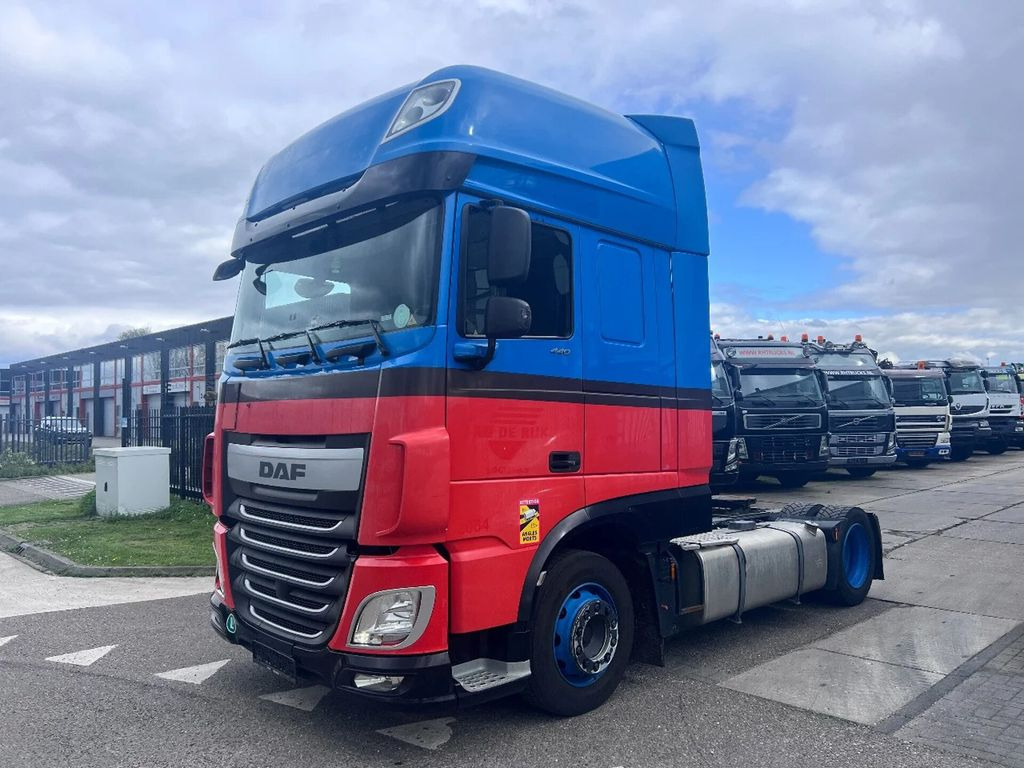 DAF XF 440 FT SSC 4X2 EURO 6 - شاحنة جرار: صور 1 DAF XF 440 FT SSC 4X2 EURO 6 - شاحنة جرار: صور 1