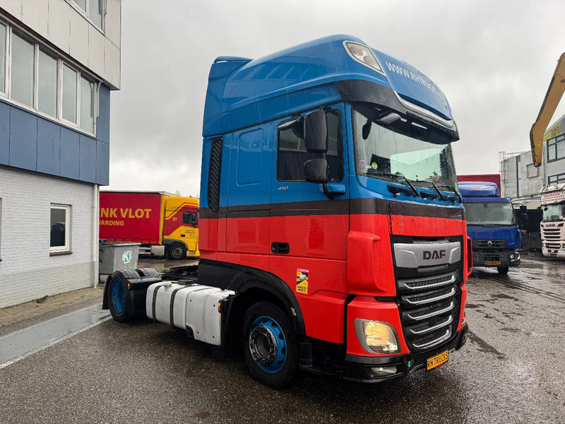 DAF XF 450 4X2 EURO 6 MEGA DOUBLE TANK - شاحنة جرار: صور 3 DAF XF 450 4X2 EURO 6 MEGA DOUBLE TANK - شاحنة جرار: صور 3