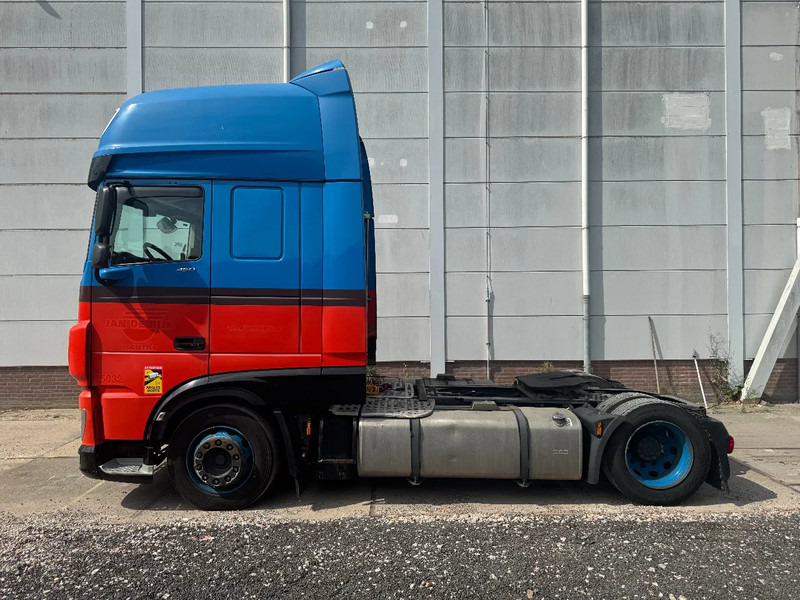 شاحنة جرار DAF XF 450 4X2 EURO 6 MEGA: صور 7 شاحنة جرار DAF XF 450 4X2 EURO 6 MEGA: صور 7