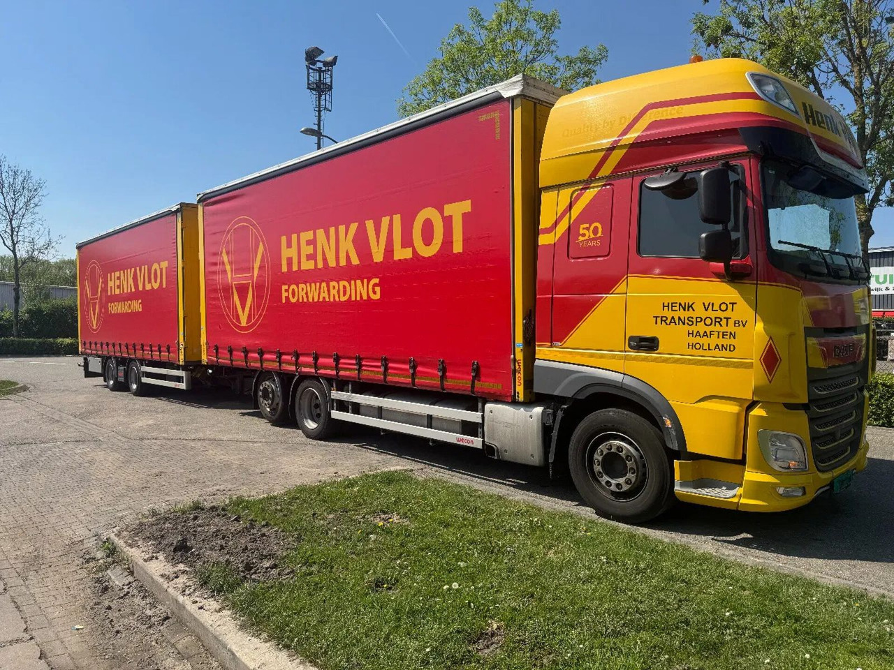 DAF XF 480 6X2 JUMBO + WECON HANGER SLIDING ROOF + T - شاحنة ستارة: صور 1 DAF XF 480 6X2 JUMBO + WECON HANGER SLIDING ROOF + T - شاحنة ستارة: صور 1