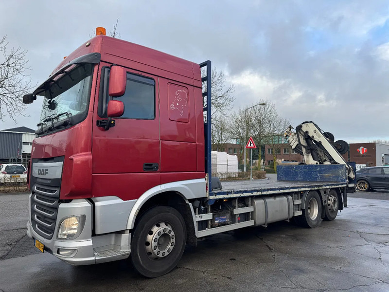 DAF XF 510 6X2 EURO 6 + HIAB 166 HI PRO + REMOTE CONTROL - شاحنات مسطحة, شاحنة كرين: صور 2 DAF XF 510 6X2 EURO 6 + HIAB 166 HI PRO + REMOTE CONTROL - شاحنات مسطحة, شاحنة كرين: صور 2