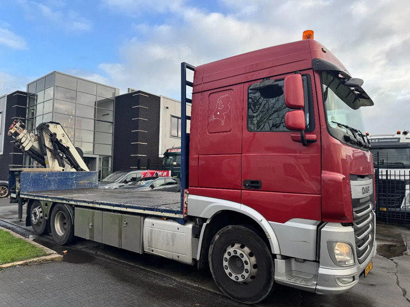 DAF XF 510 6X2 EURO 6 + HIAB 166 HI PRO + REMOTE CONTROL - شاحنات مسطحة, شاحنة كرين: صور 5 DAF XF 510 6X2 EURO 6 + HIAB 166 HI PRO + REMOTE CONTROL - شاحنات مسطحة, شاحنة كرين: صور 5