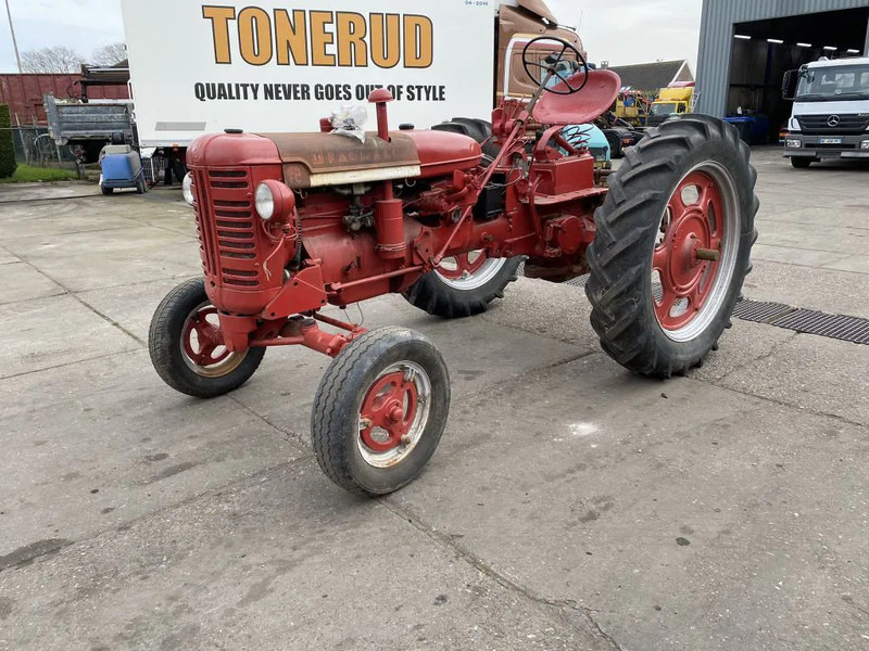 Farmall SUPER F.C. SUPER F.C. TRAKTOR - جرار: صور 1 Farmall SUPER F.C. SUPER F.C. TRAKTOR - جرار: صور 1