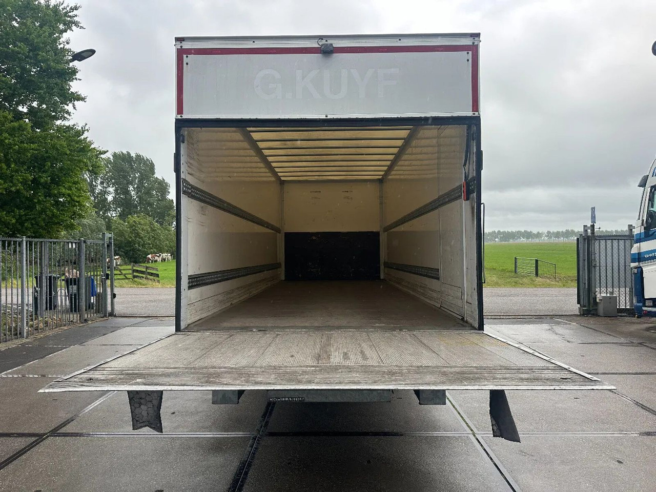 Iveco ML 120 -220 L, DHOLLANDIA LIFT, BOX 726X250X240 - بصندوق مغلق شاحنة: صور 5 Iveco ML 120 -220 L, DHOLLANDIA LIFT, BOX 726X250X240 - بصندوق مغلق شاحنة: صور 5