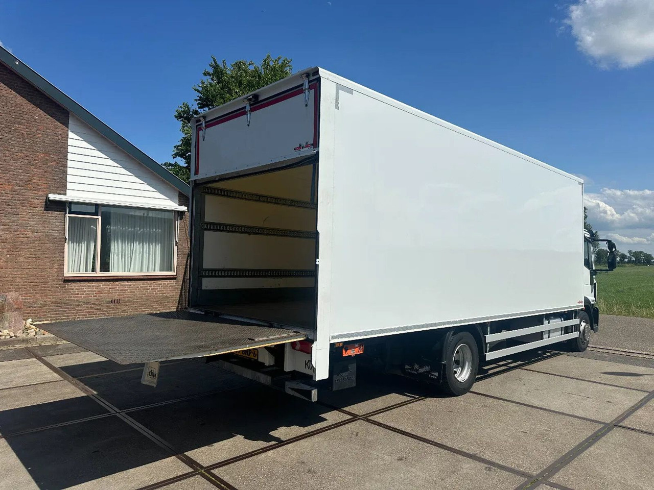 Iveco ML 150 -220, DHOLLANDIA LIFT, BOX 760X250X250 CM - بصندوق مغلق شاحنة: صور 4 Iveco ML 150 -220, DHOLLANDIA LIFT, BOX 760X250X250 CM - بصندوق مغلق شاحنة: صور 4