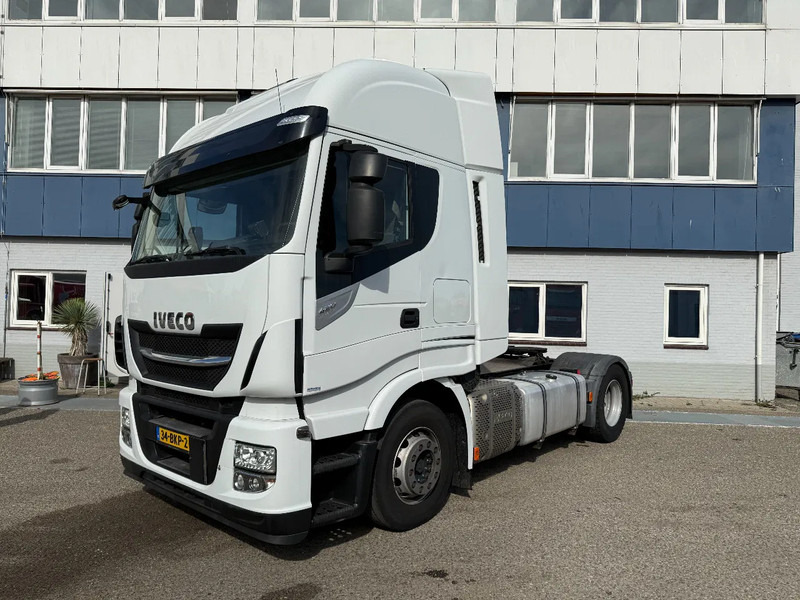 Iveco Stralis 440.42 Iveco AS440STX/P Hi-Way Stralis - شاحنة جرار: صور 3 Iveco Stralis 440.42 Iveco AS440STX/P Hi-Way Stralis - شاحنة جرار: صور 3