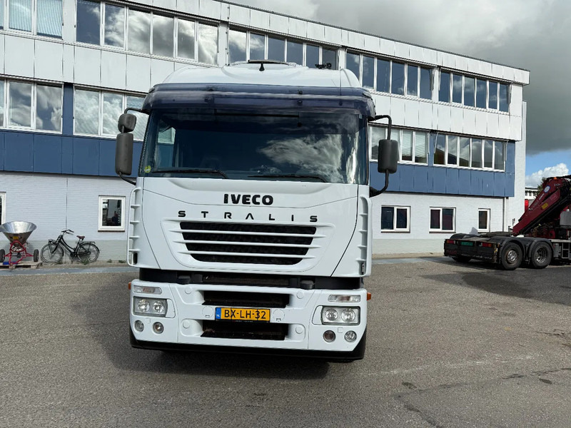 Iveco Stralis 440.43 440E43 EURO 3 MET RETARDER - شاحنة جرار: صور 4 Iveco Stralis 440.43 440E43 EURO 3 MET RETARDER - شاحنة جرار: صور 4