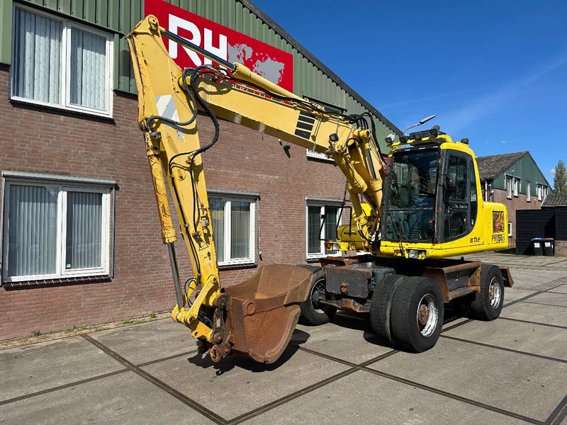 Komatsu PW150ES-6K CE - حفارة على عجلات: صور 2 Komatsu PW150ES-6K CE - حفارة على عجلات: صور 2