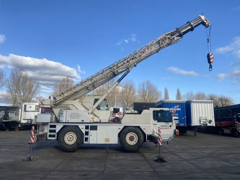 Liebherr LTM1030 - رافعة لجميع التضاريس: صور 5 Liebherr LTM1030 - رافعة لجميع التضاريس: صور 5