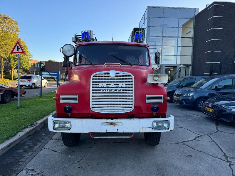 MAN 13 4X2 FIRE TRUCK - المطافئ: صور 2 MAN 13 4X2 FIRE TRUCK - المطافئ: صور 2