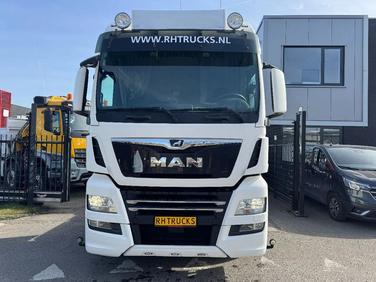 MAN TGX 26.500 6X2 - EURO 6 + LIFTING AXLE - شاحنة جرار: صور 2 MAN TGX 26.500 6X2 - EURO 6 + LIFTING AXLE - شاحنة جرار: صور 2