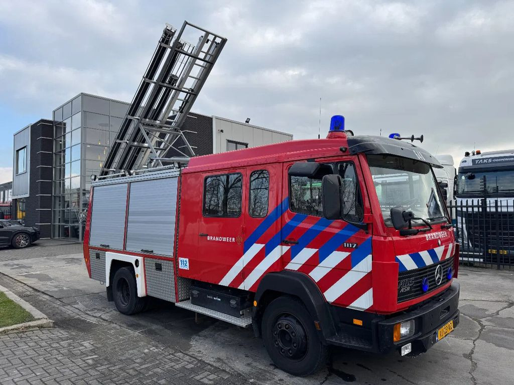 Mercedes-Benz 1117 - FULL EQUIPMENT INCLUDED FIRE TRUCK + LADD - المطافئ: صور 2 Mercedes-Benz 1117 - FULL EQUIPMENT INCLUDED FIRE TRUCK + LADD - المطافئ: صور 2