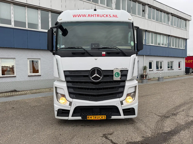 Mercedes-Benz Actros 1842 4X2 EURO 6 MEGA DOUBLE TANK - شاحنة جرار: صور 2 Mercedes-Benz Actros 1842 4X2 EURO 6 MEGA DOUBLE TANK - شاحنة جرار: صور 2