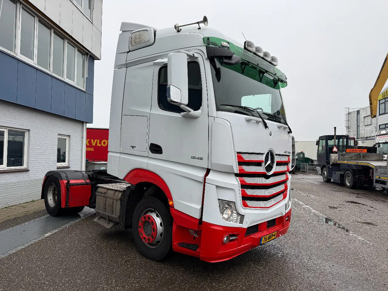 Mercedes-Benz Actros 1945 4X2 EURO 6 - NL TRUCK 1st OWNER (1845) - شاحنة جرار: صور 3 Mercedes-Benz Actros 1945 4X2 EURO 6 - NL TRUCK 1st OWNER (1845) - شاحنة جرار: صور 3