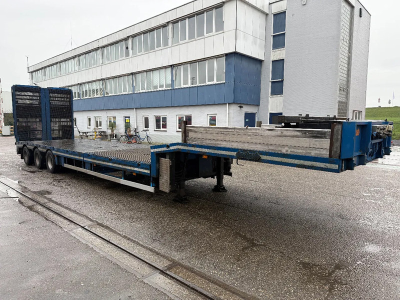 Nooteboom 3 AXLE FORCED STEERING,LIFTHING DECK, DUBBLE HYDRAULIC RAMPS, TUV TILL 05-2026 - عربة مسطحة منخفضة نصف مقطورة: صور 5 Nooteboom 3 AXLE FORCED STEERING,LIFTHING DECK, DUBBLE HYDRAULIC RAMPS, TUV TILL 05-2026 - عربة مسطحة منخفضة نصف مقطورة: صور 5