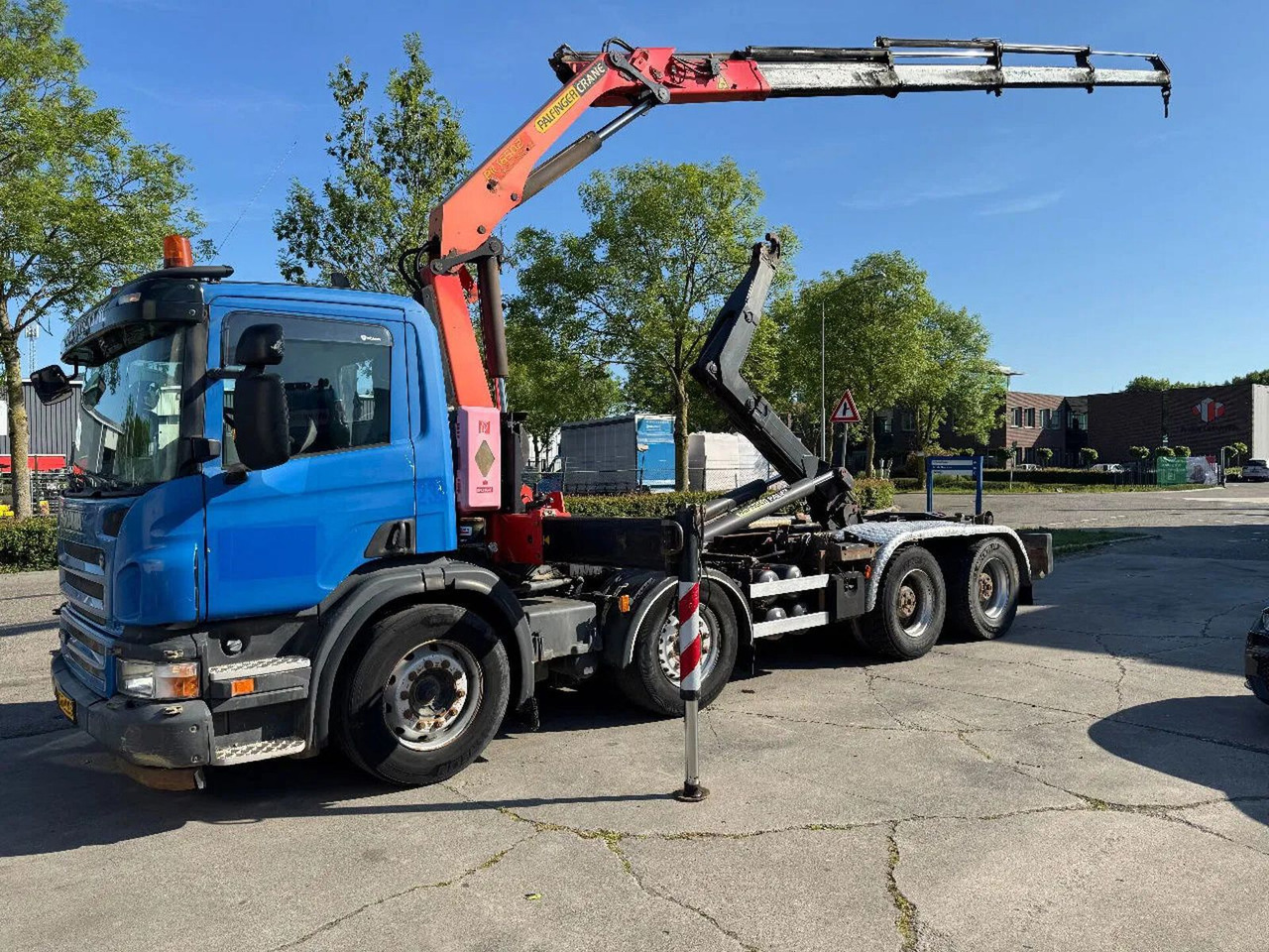 Scania P380 8X4 PALFINGER HOOK + PALFINGER PK16502 + RE - شاحنة كرين: صور 1 Scania P380 8X4 PALFINGER HOOK + PALFINGER PK16502 + RE - شاحنة كرين: صور 1