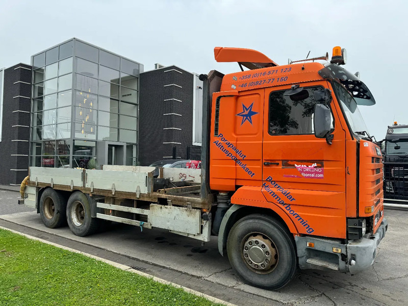 Scania R143-500 V8 6X4 + MANUAL GEARBOX - شاحنات مسطحة: صور 3 Scania R143-500 V8 6X4 + MANUAL GEARBOX - شاحنات مسطحة: صور 3