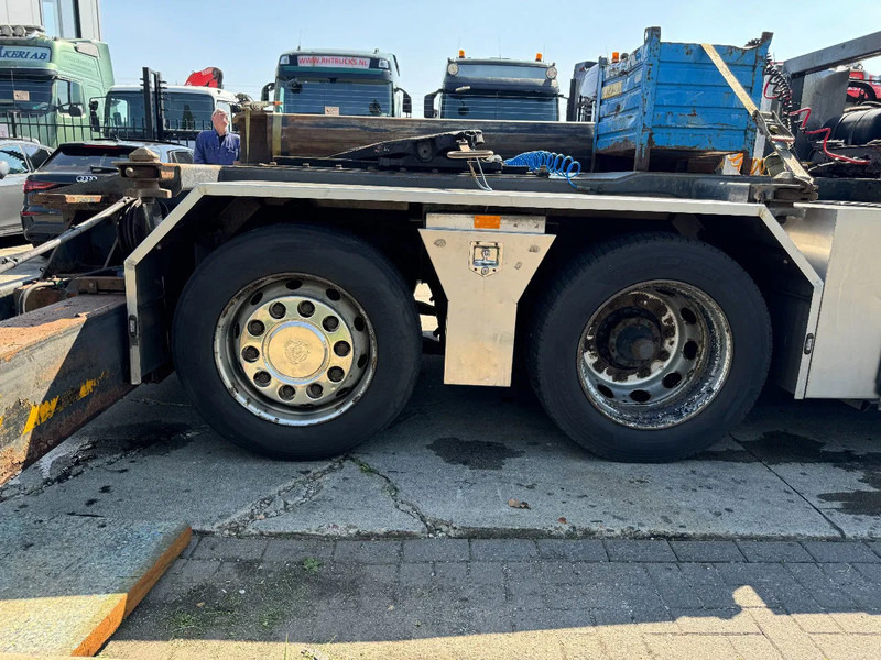 شاحنة جرار Scania R560 V8 8X2 + EFFER CRANE 1550 6S + FLYJIP 6XHYDR + REMOTE + WINCH: صور 19 شاحنة جرار Scania R560 V8 8X2 + EFFER CRANE 1550 6S + FLYJIP 6XHYDR + REMOTE + WINCH: صور 19