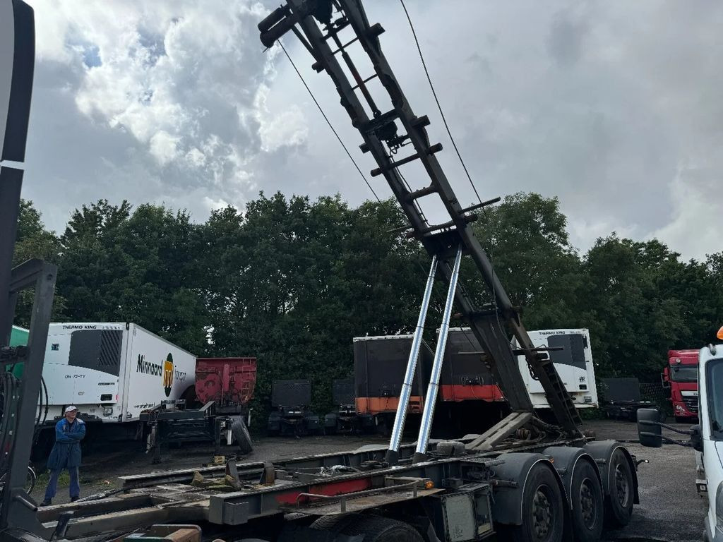 Vanhool CABLE AND KIPPING SYSTEM 3X BPW AXLE FRONT LIFTI - شاحنات الحاويات / جسم علوي قابل للتغيير نصف مقطورة: صور 5 Vanhool CABLE AND KIPPING SYSTEM 3X BPW AXLE FRONT LIFTI - شاحنات الحاويات / جسم علوي قابل للتغيير نصف مقطورة: صور 5