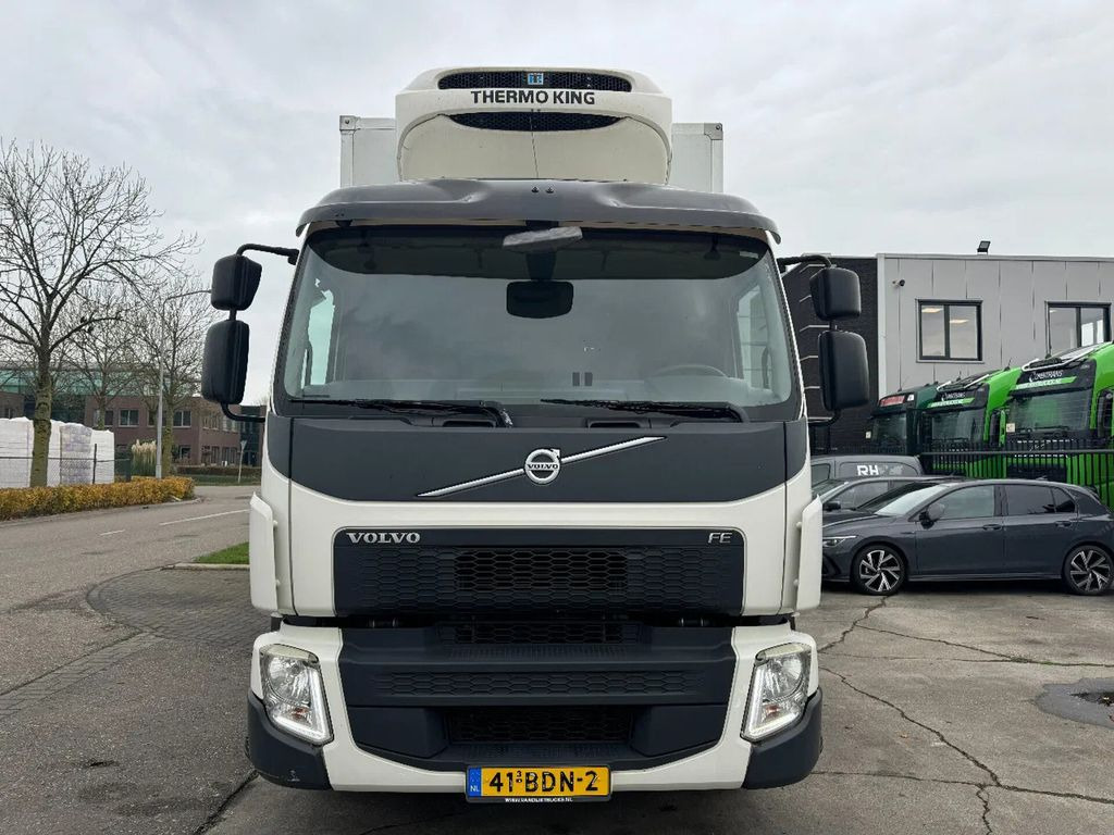Volvo FE 250 4X2 - EURO 6 + THERMOKING T-500R + DHOLLA - مبردة شاحنة: صور 2 Volvo FE 250 4X2 - EURO 6 + THERMOKING T-500R + DHOLLA - مبردة شاحنة: صور 2