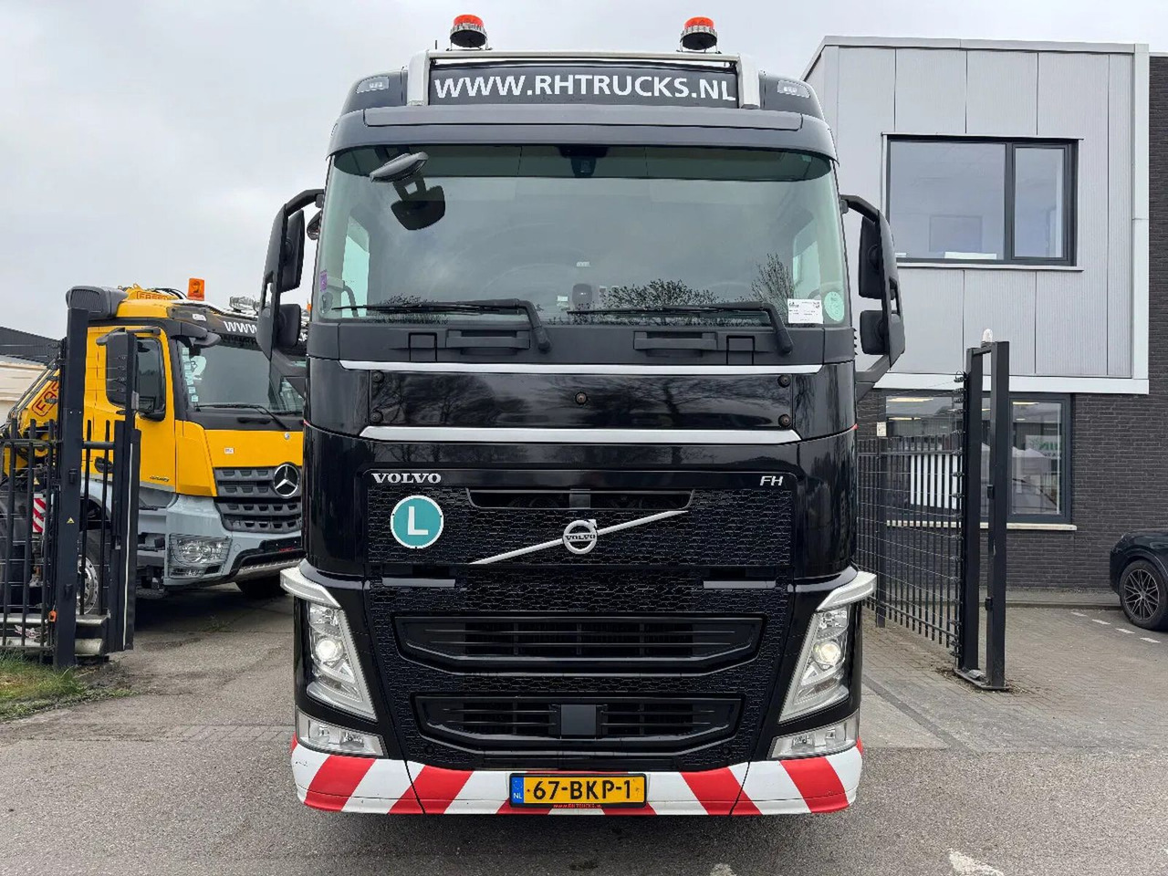 Volvo FH 460 4X2 EURO 6 PARK COOL - شاحنة جرار: صور 2 Volvo FH 460 4X2 EURO 6 PARK COOL - شاحنة جرار: صور 2