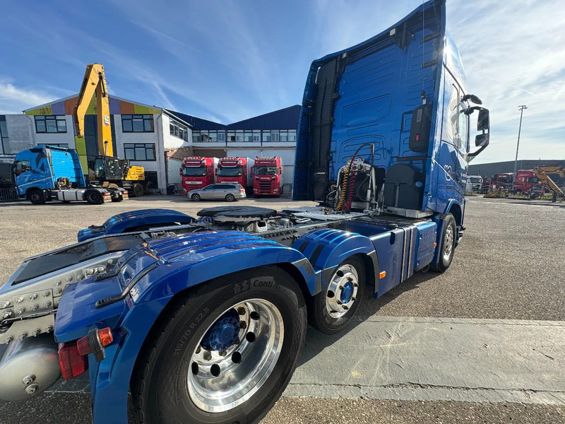 Volvo FH 500 6X2 EURO 6 HYDRAULIC DYNAMIC STEERING - شاحنة جرار: صور 5 Volvo FH 500 6X2 EURO 6 HYDRAULIC DYNAMIC STEERING - شاحنة جرار: صور 5