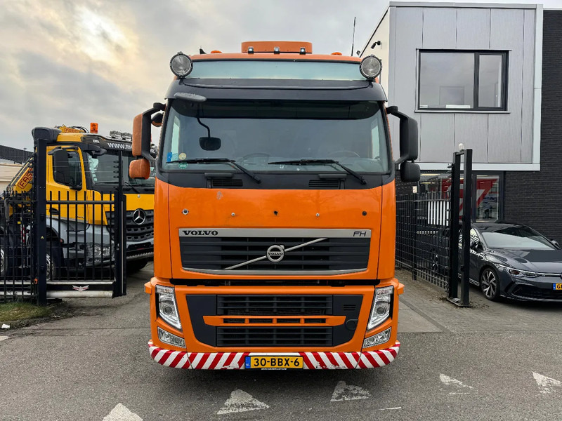 Volvo FH 500 8X2 - EURO 5 + LIFT/STEERING AXLE - شاحنة جرار: صور 2 Volvo FH 500 8X2 - EURO 5 + LIFT/STEERING AXLE - شاحنة جرار: صور 2