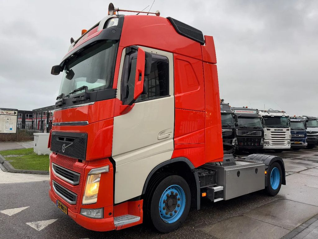 Volvo FH FH420 - شاحنة جرار: صور 1 Volvo FH FH420 - شاحنة جرار: صور 1