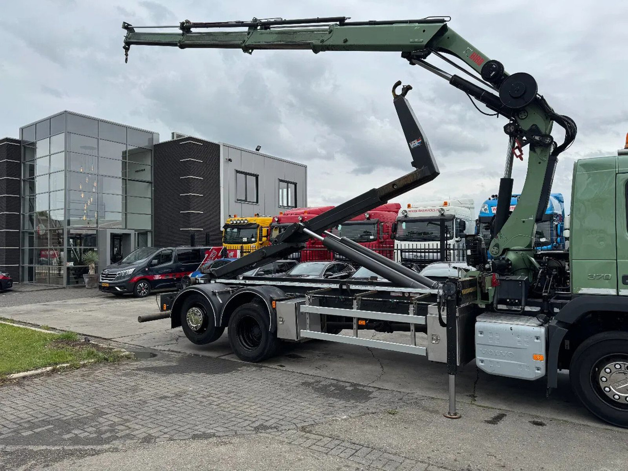 Volvo FM 370 6X2 VDL 21T HOOK + HIAB 211 + REMOTE CONT - شاحنة ذات الخطاف, شاحنة كرين: صور 4 Volvo FM 370 6X2 VDL 21T HOOK + HIAB 211 + REMOTE CONT - شاحنة ذات الخطاف, شاحنة كرين: صور 4