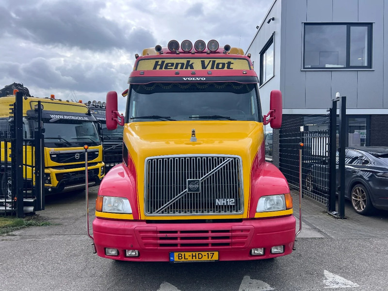 Volvo NH 12.460 4X2 - *MARGE* - EURO 2 - شاحنة جرار: صور 3 Volvo NH 12.460 4X2 - *MARGE* - EURO 2 - شاحنة جرار: صور 3