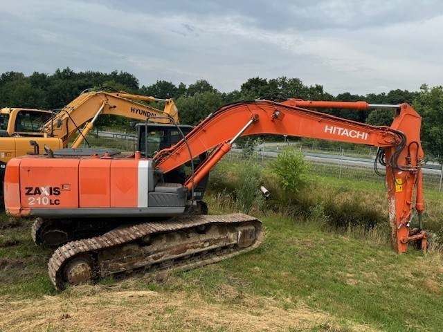 HITACHI ZX 210LC - حفارات زحافة: صور 1 HITACHI ZX 210LC - حفارات زحافة: صور 1