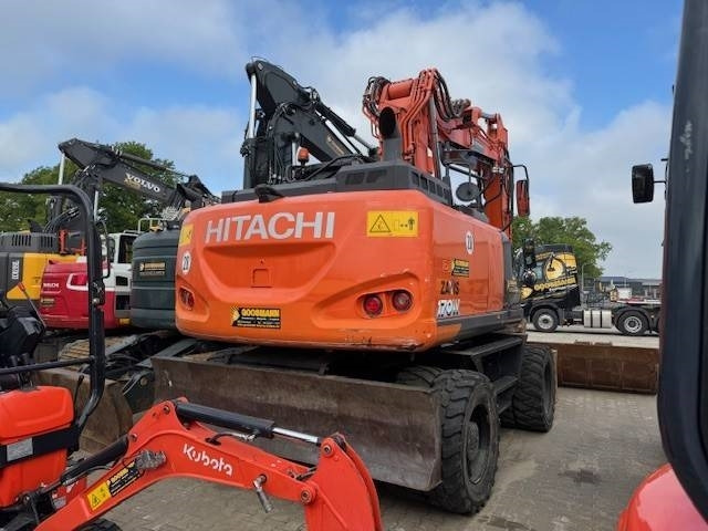 Hitachi ZX 170 W  - حفارة على عجلات: صور 2 Hitachi ZX 170 W  - حفارة على عجلات: صور 2